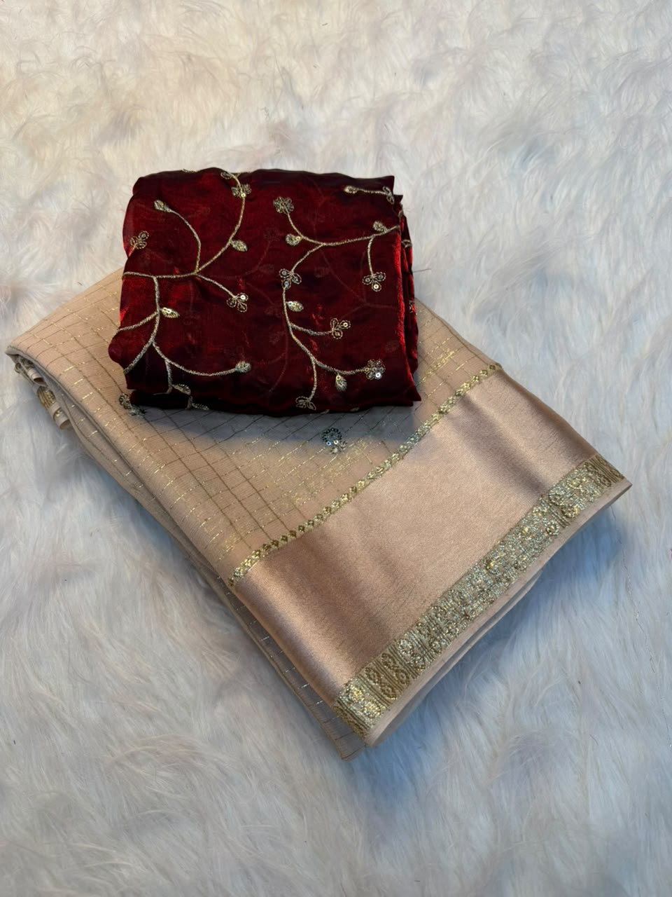 Splendorous Function Wear Pure Viscose Silk Golden Embroidered n Butti Work Fancy Saree With Contrast Blouse Piece