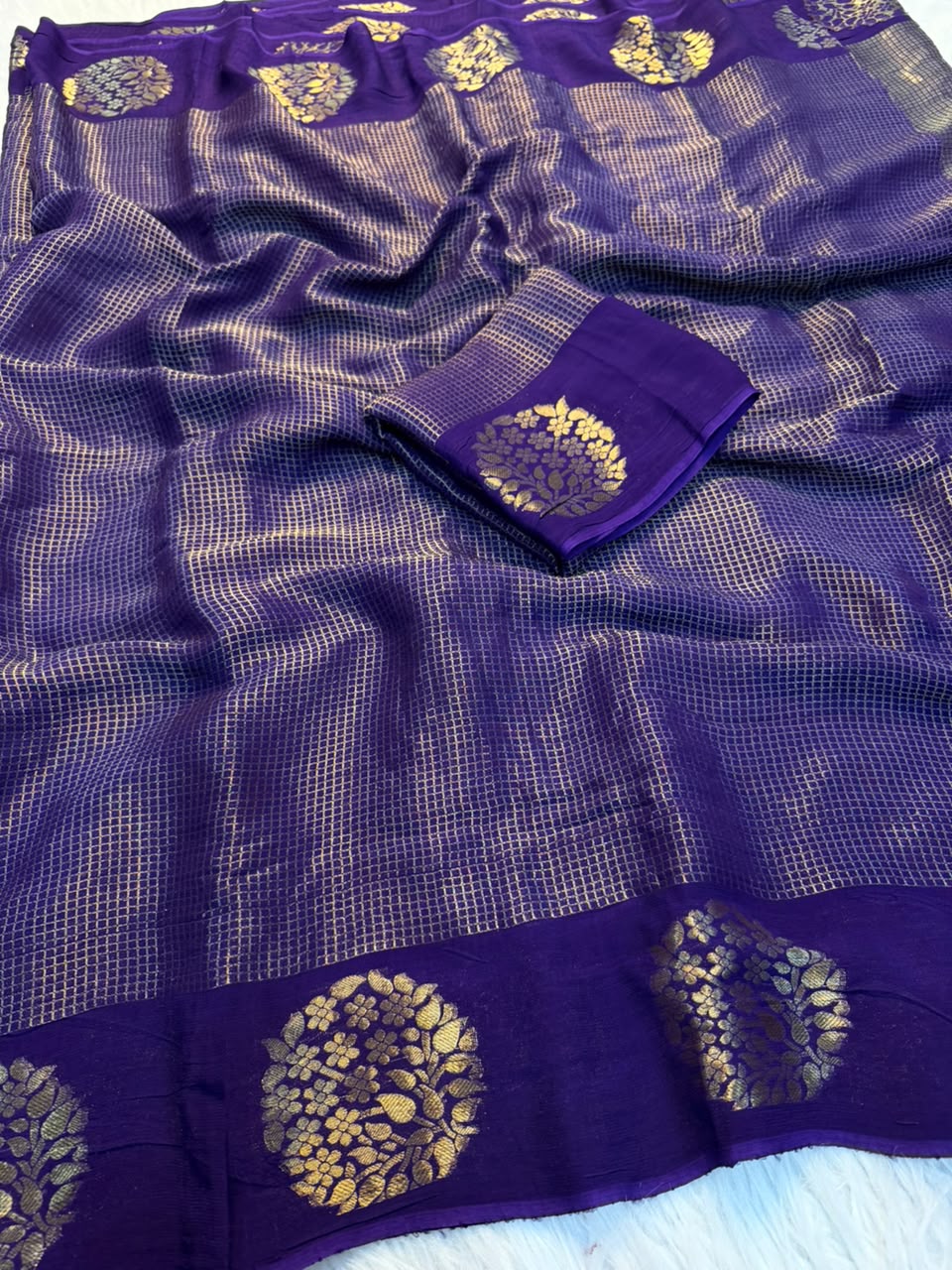 Elegant Party Wear Viscose Silk Jacquard Design n Satin Border Fancy Saree With Blouse Piece