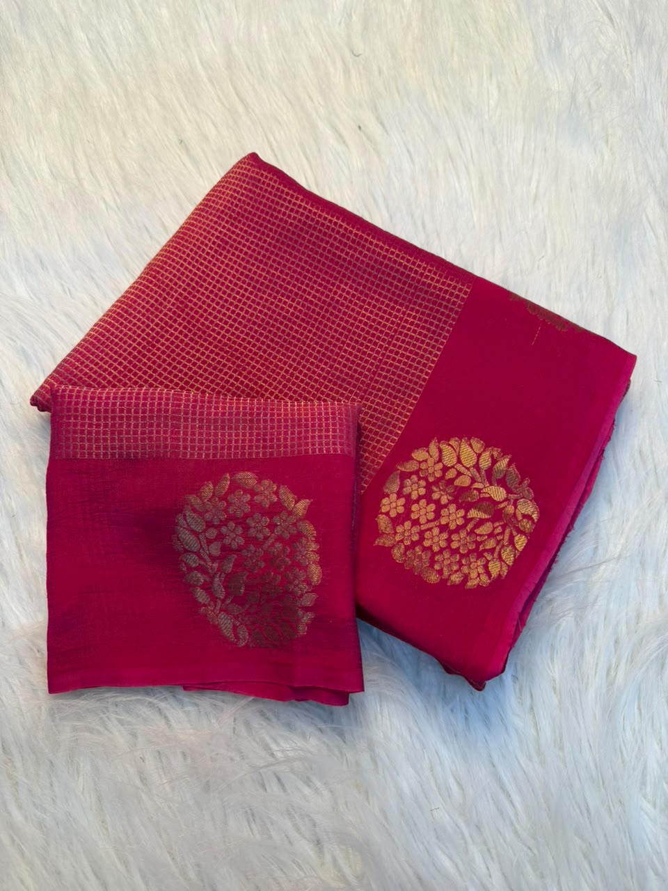 Elegant Party Wear Viscose Silk Jacquard Design n Satin Border Fancy Saree With Blouse Piece