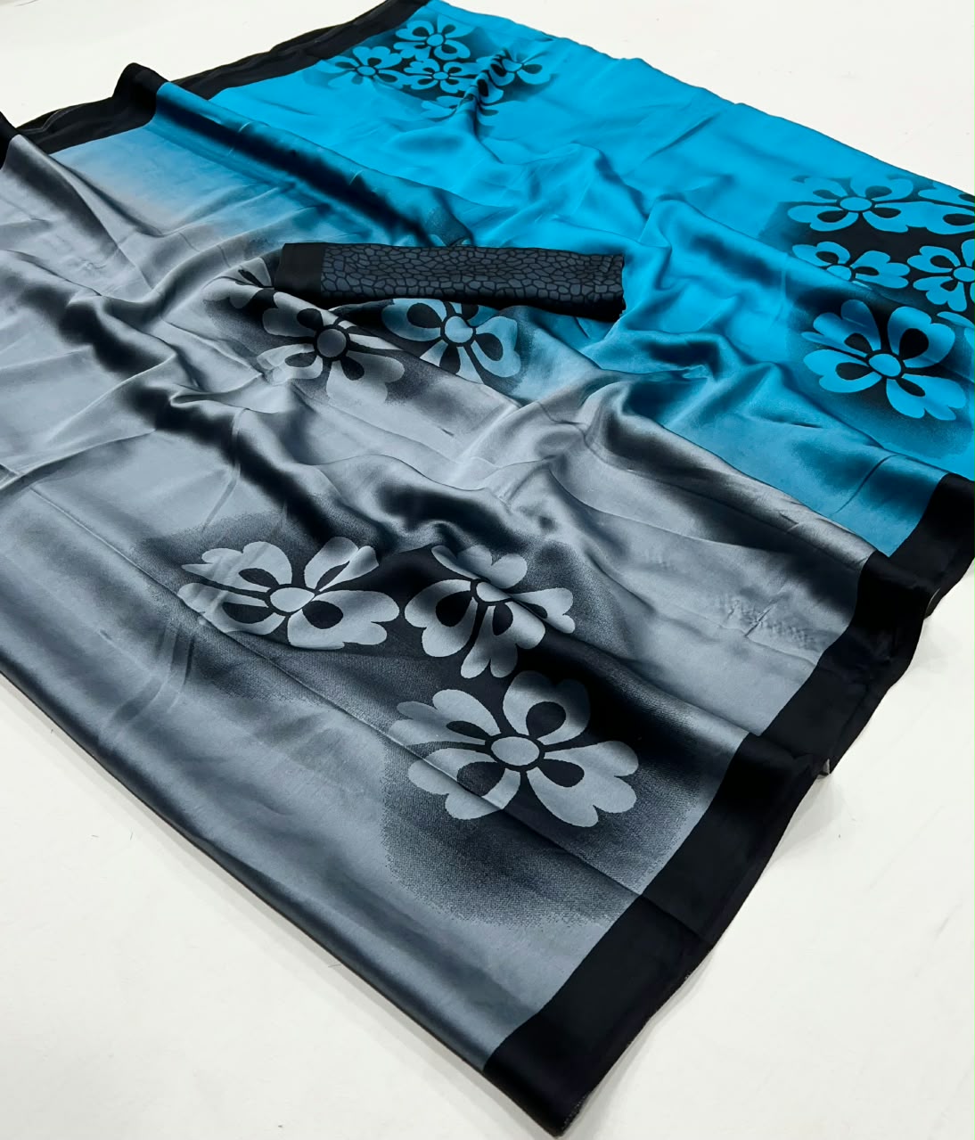Incredible Festive Wear Silk Print Design Jacquard Border Rich Pallu Designer Saree With Blouse Piece
