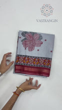 Load and play video in Gallery viewer, New Pure Mul Cotton Print With Rich Pallu Work Fancy Designer Festive Wear Saree With Blouse
