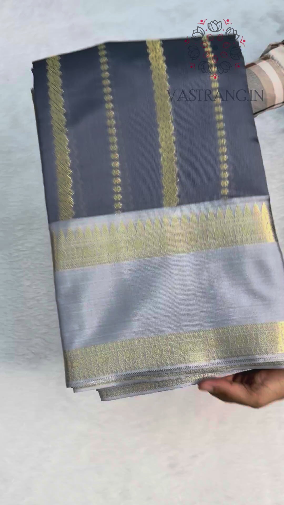 New Wedding Wear Banarasi Soft Silk Jacquard Weaving Work Fancy Designer Saree