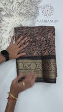 Load and play video in Gallery viewer, Gorgeous Pure Dola Crush Silk Print With Designer Jacquard Work Fancy Designer Festive Wear Saree
