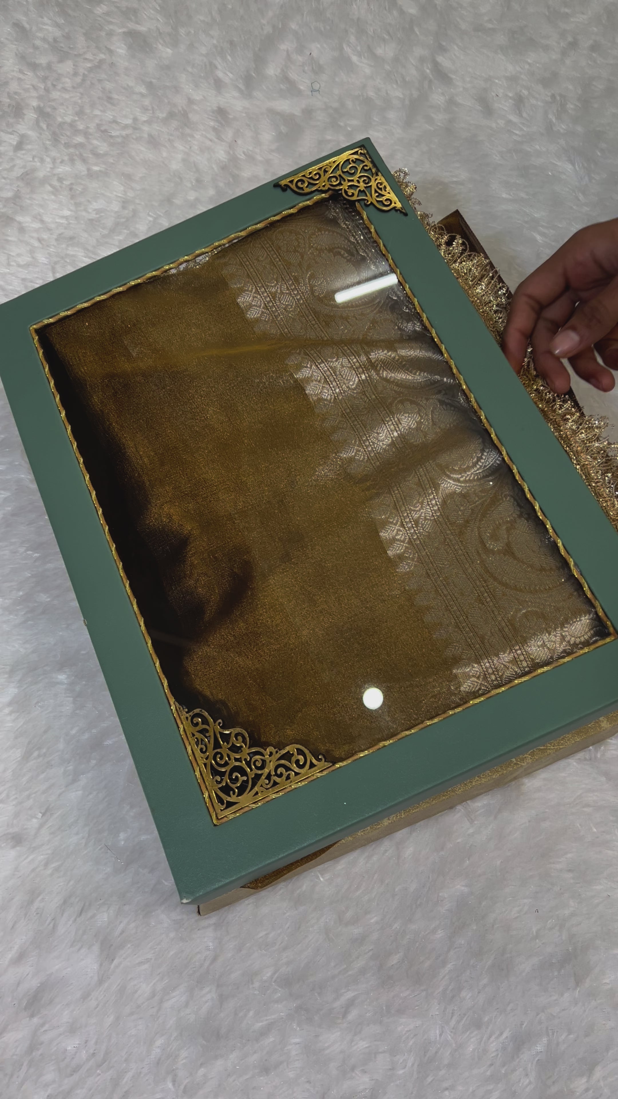New Golden Color Banarasi Tissue Silk Jacquard n Lace Work Fancy Designer Partywear Saree
