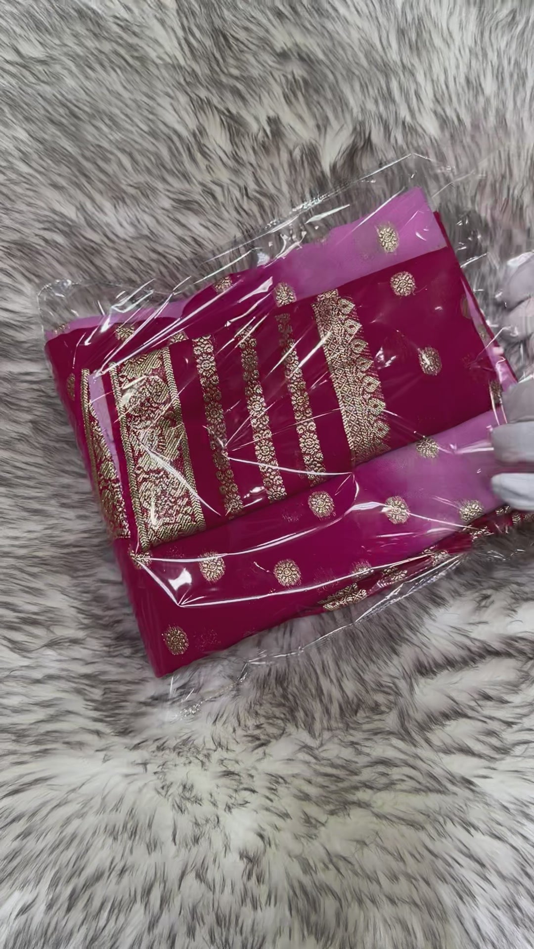 Latest Wedding wear Rani n Pink Pedding Color Viscose Georgette Jacquard Weaving Work Designer Saree