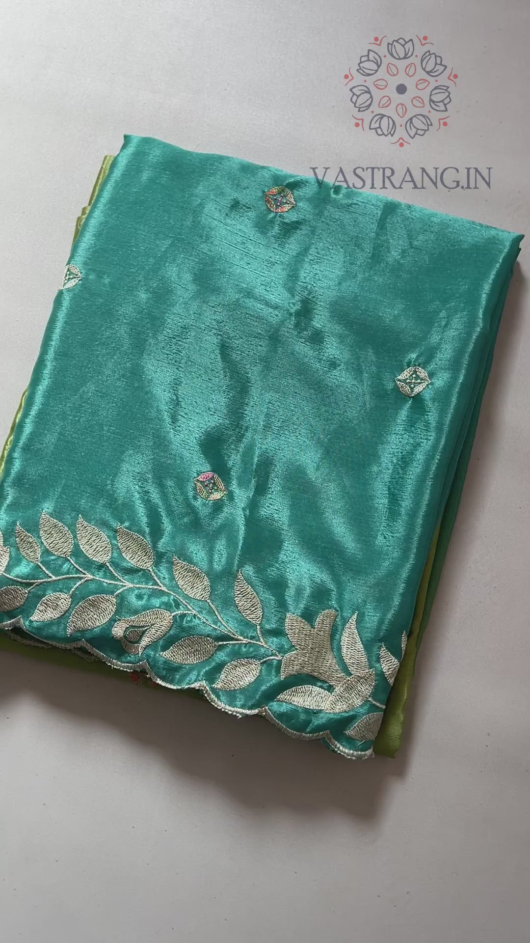 New Designer Soft Chinnon Double Shaded Heavy Embroidery n Jari Work Saree For Wedding