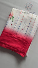 Load and play video in Gallery viewer, New Function Wear Cotton Linen Fabric Print n Hand Katha Thread With Mirror Work Fancy Designer Saree
