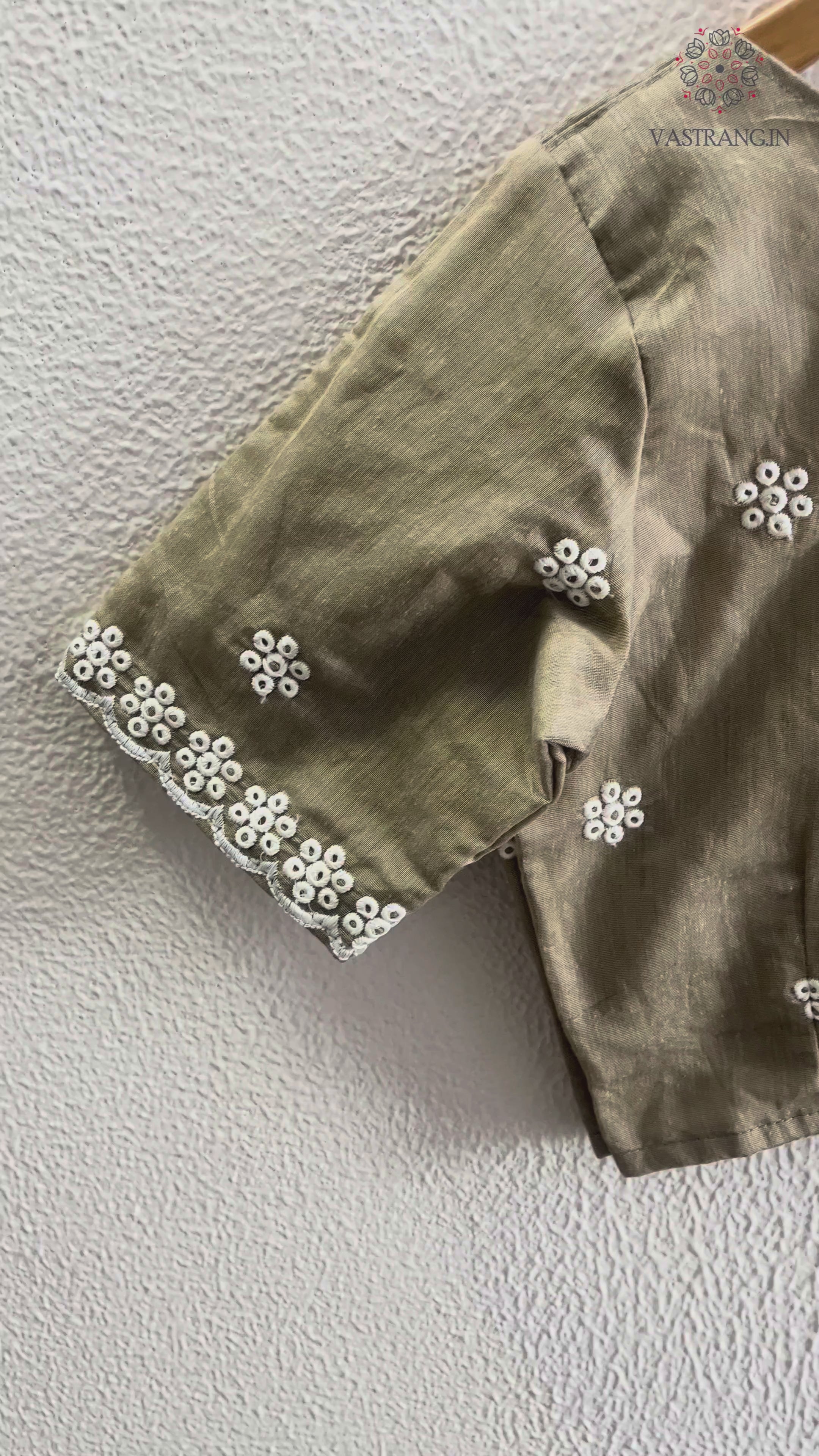 Elegant Function Wear Chanderi Cotton White Thread Work Fancy Designer Saree With Unstitched Blouse