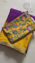 Load and play video in Gallery viewer, New Hand Dyeing Chinnon Fabric Zari Embrodiered n Acra Border Work Stylish Designer Partywear Saree
