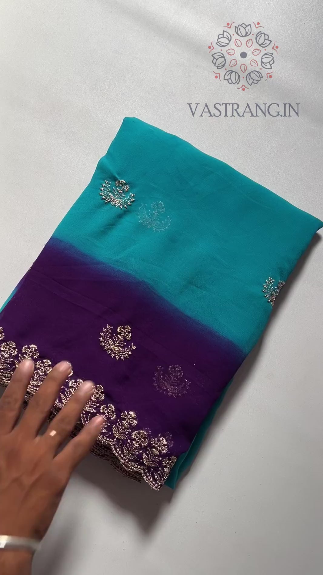 Partywear Soft Georgette Pedding Color Sequence Embroidery n Arca Border Work Fancy Designer Saree With Blouse