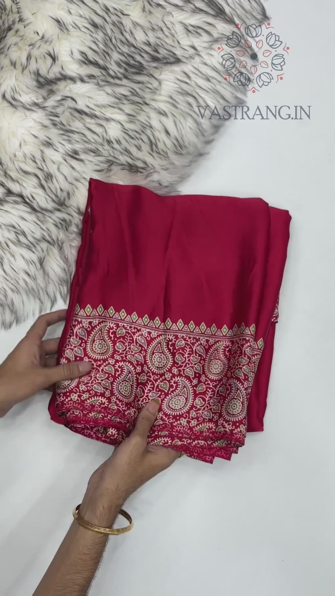 New Function Wear Red Color Pure Satin Silk Ajrak Printed Rich Pallu n Tussles Work Fancy Designer Saree