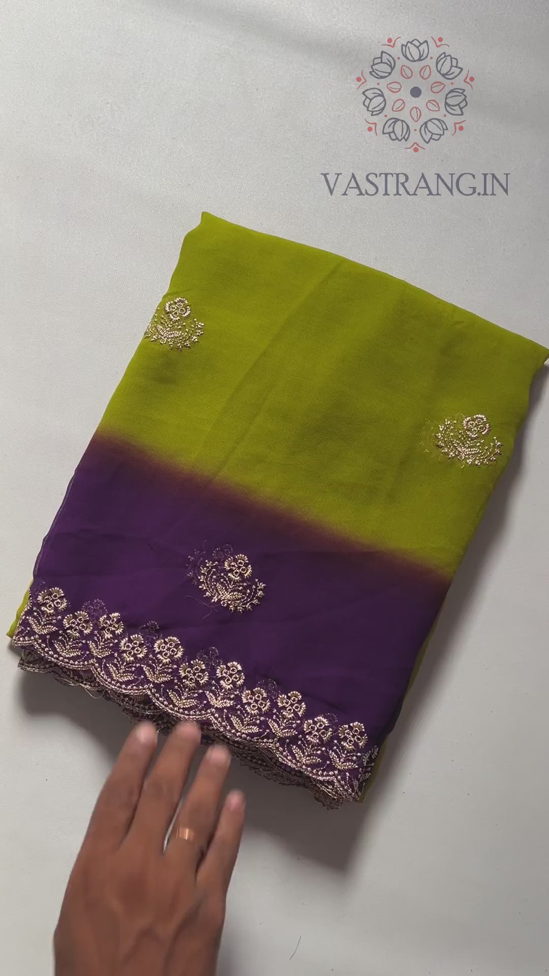 Partywear Soft Georgette Pedding Color Sequence Embroidery n Arca Border Work Fancy Designer Saree With Blouse