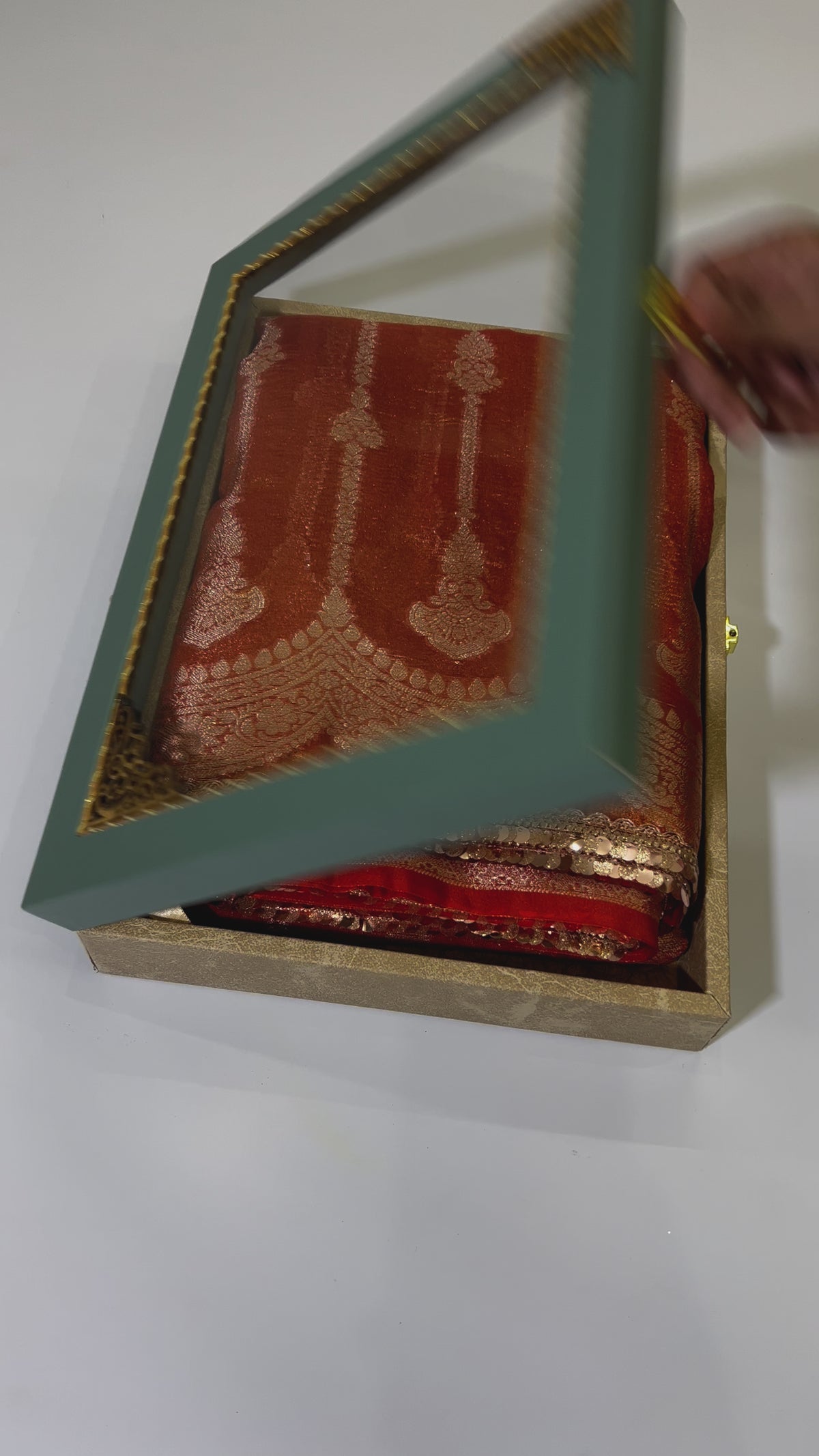 New Beautiful Wedding wear Two Tone Soft Banarasi Tissue Silk Bollywood Style Crushed Sarees