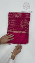 Load and play video in Gallery viewer, New Festive Wear Pure Viscose Georgette Jacquard Weaving Work With Bandhani Print Fancy Designer Saree
