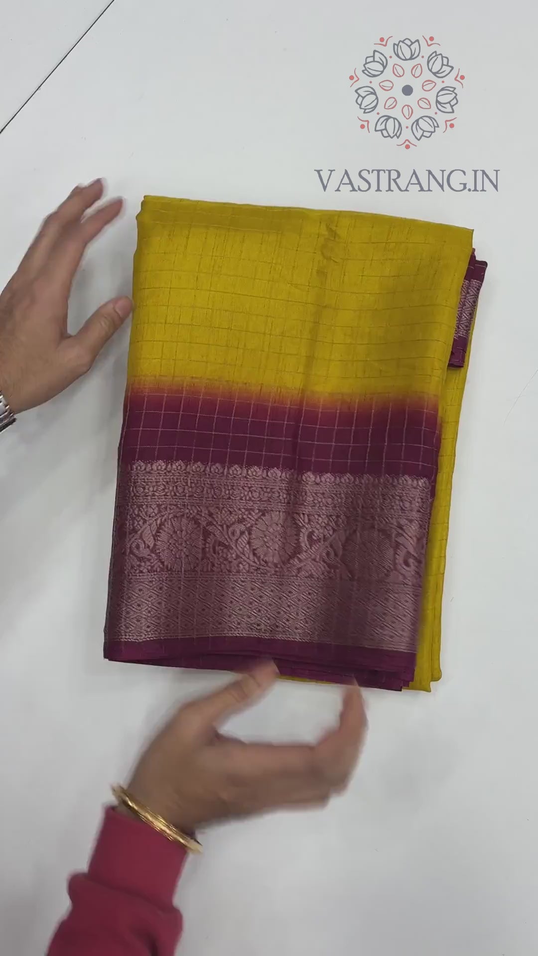 New Festive Wear Pure Dola Silk Chex Design With Jacquard Weaving Work Fancy Designer Saree