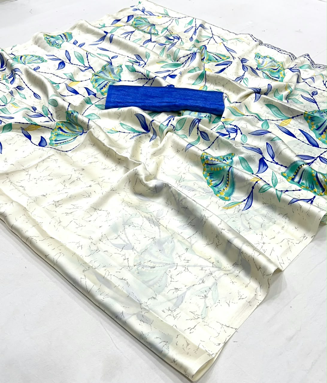 Incredible Festive Wear Silk Print Design Jacquard Border Rich Pallu Designer Saree With Blouse Piece