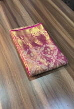 Load image into Gallery viewer, New Pink Color kanjivaram Pattu Silk Jacquard Zari Weaving Wedding Wear Saree Design
